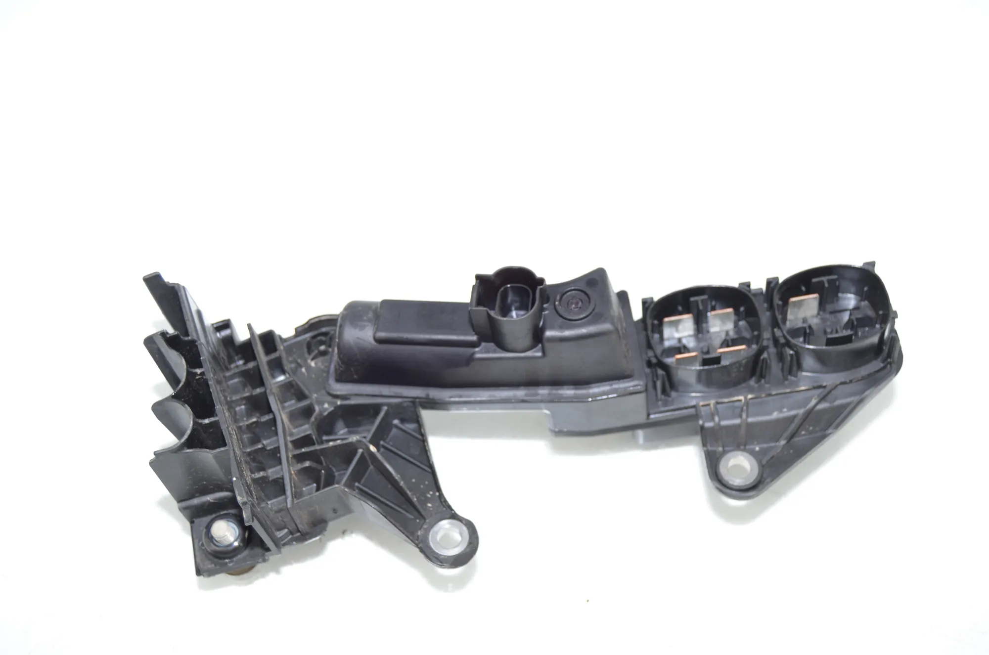 BMW G21 320d G20 G26 B+ Verteiler Fremdstartstützpunkt B+ distributor 8736428