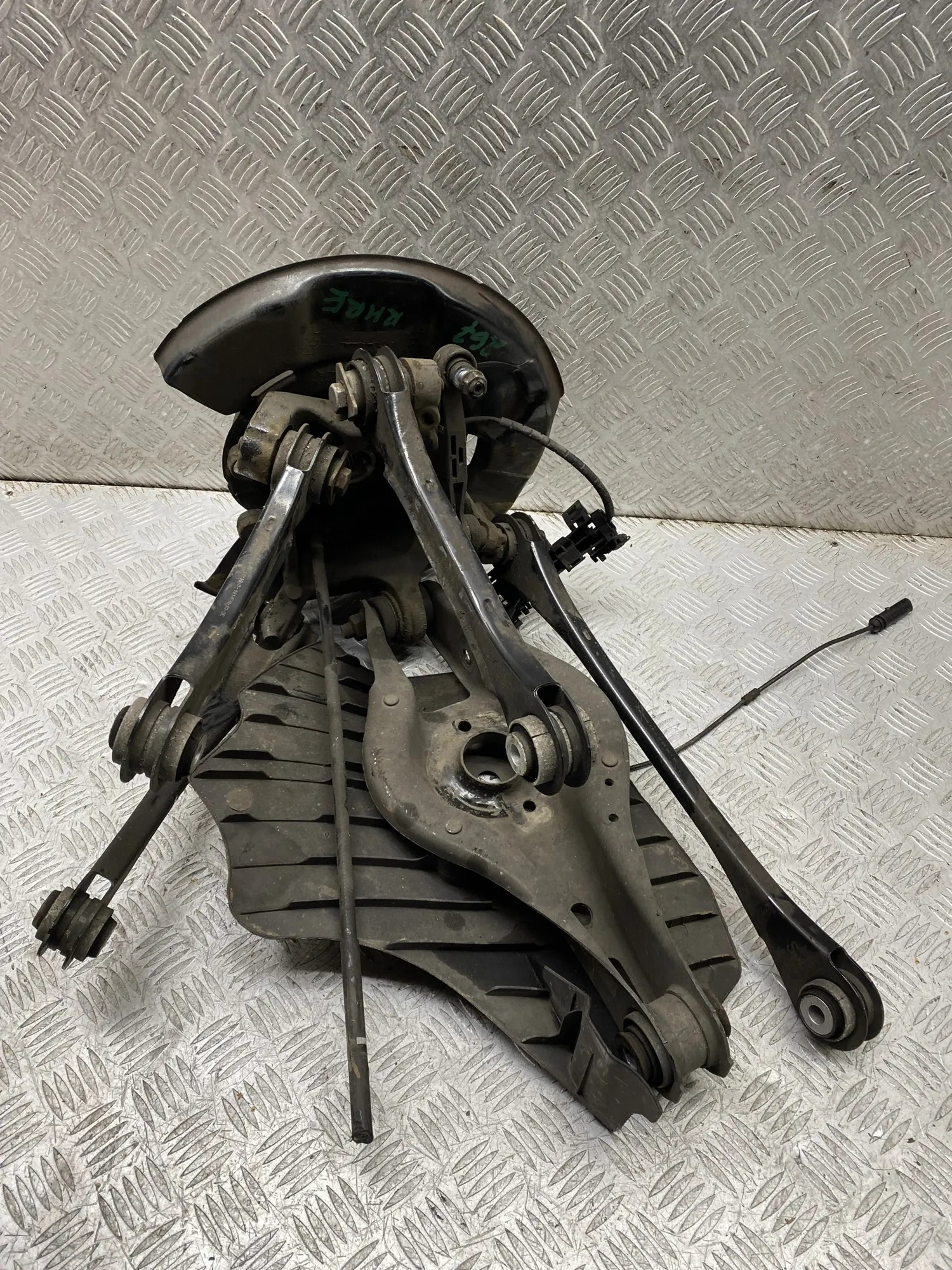 BMW 4 Series Convertible F33 Complete Rear Right Wheel Hub N267