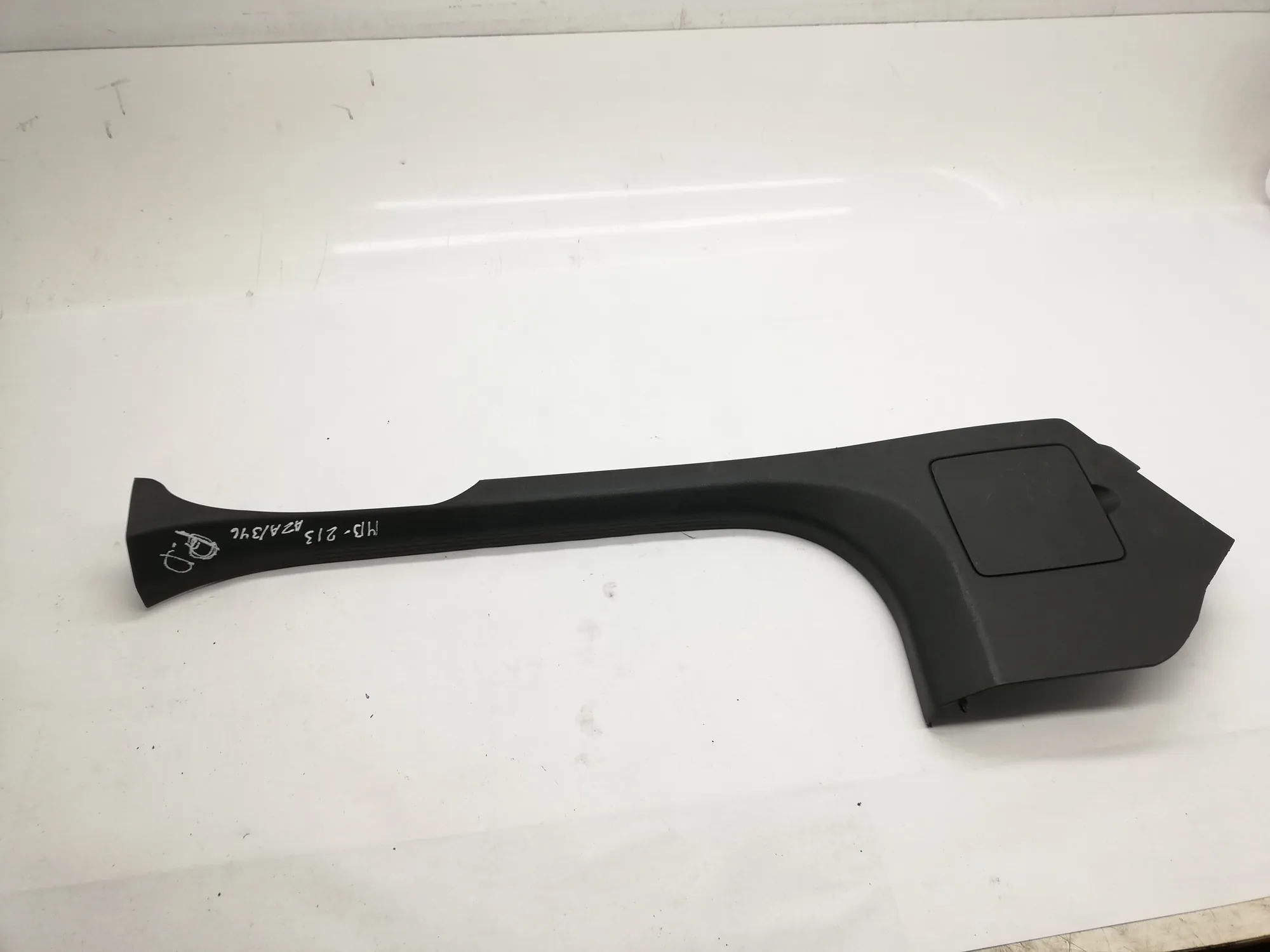 MERCEDES-BENZ E W213 Schwellerinnenverkleidung vorn rechts A2136800235 11717189
